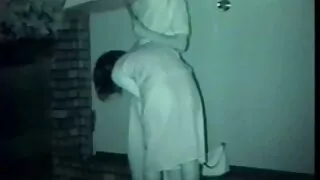 Mała cycata nastolatka Hannah Hays uprawia seks ze swoim przyrodnim bratem i ssie kutasa - 2022-03-02 02:28:39